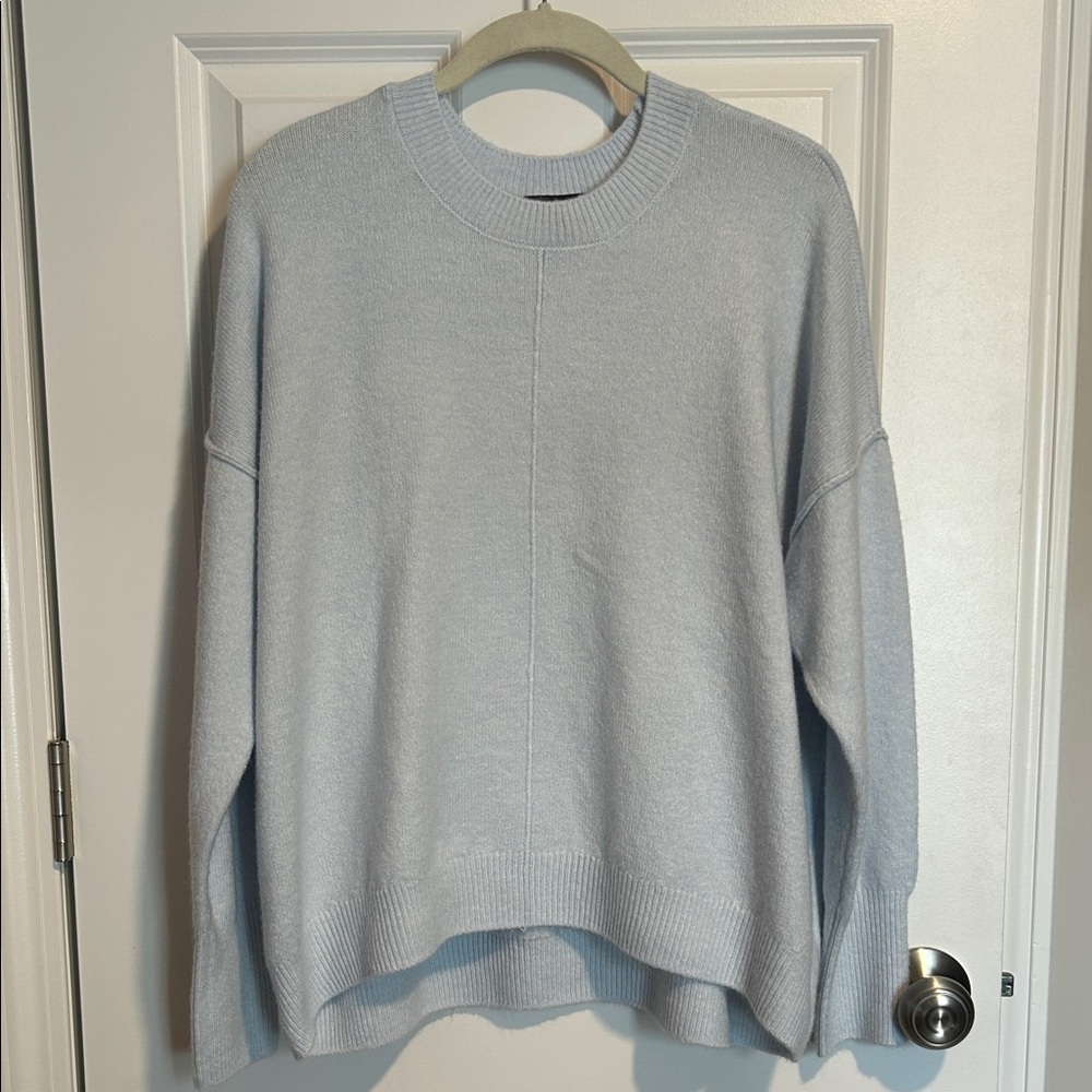 Vince Camuto Light Blue Crew Neck Sweater Women's Size Medium